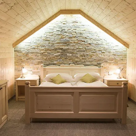 Berc Bed and Breakfast Μπλεντ