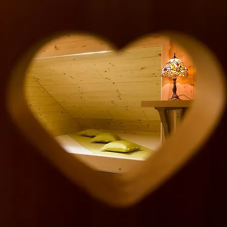 Berc Bed and Breakfast Μπλεντ