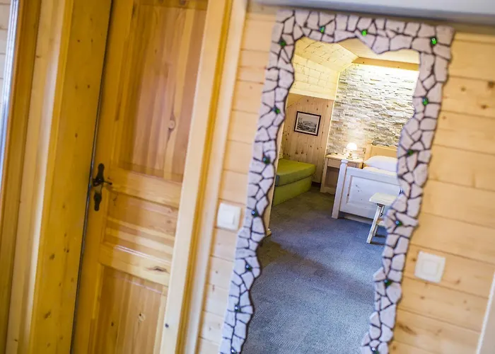 לינה וארוחת בוקר Berc